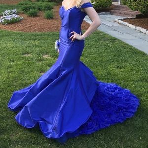 Royal blue off the shoulder prom dress